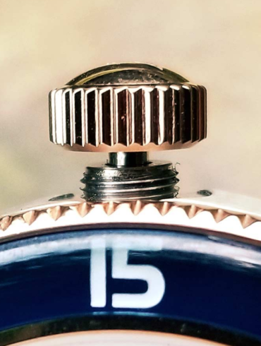 Screw Down Watch Crown
